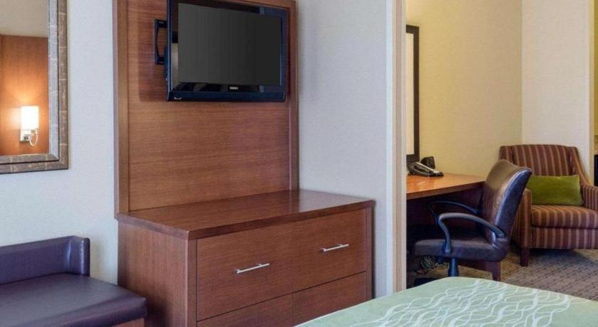 Comfort Suites Starkville Εξωτερικό φωτογραφία