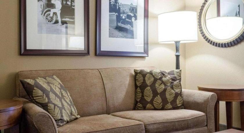 Comfort Suites Starkville Εξωτερικό φωτογραφία